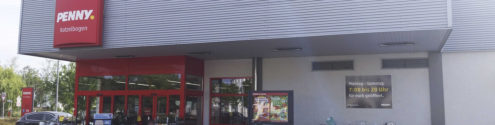 Sie sehen den Eingang vom Penny Markt in Leipzig/Gruenau-Nord, Ratzelstraße 166