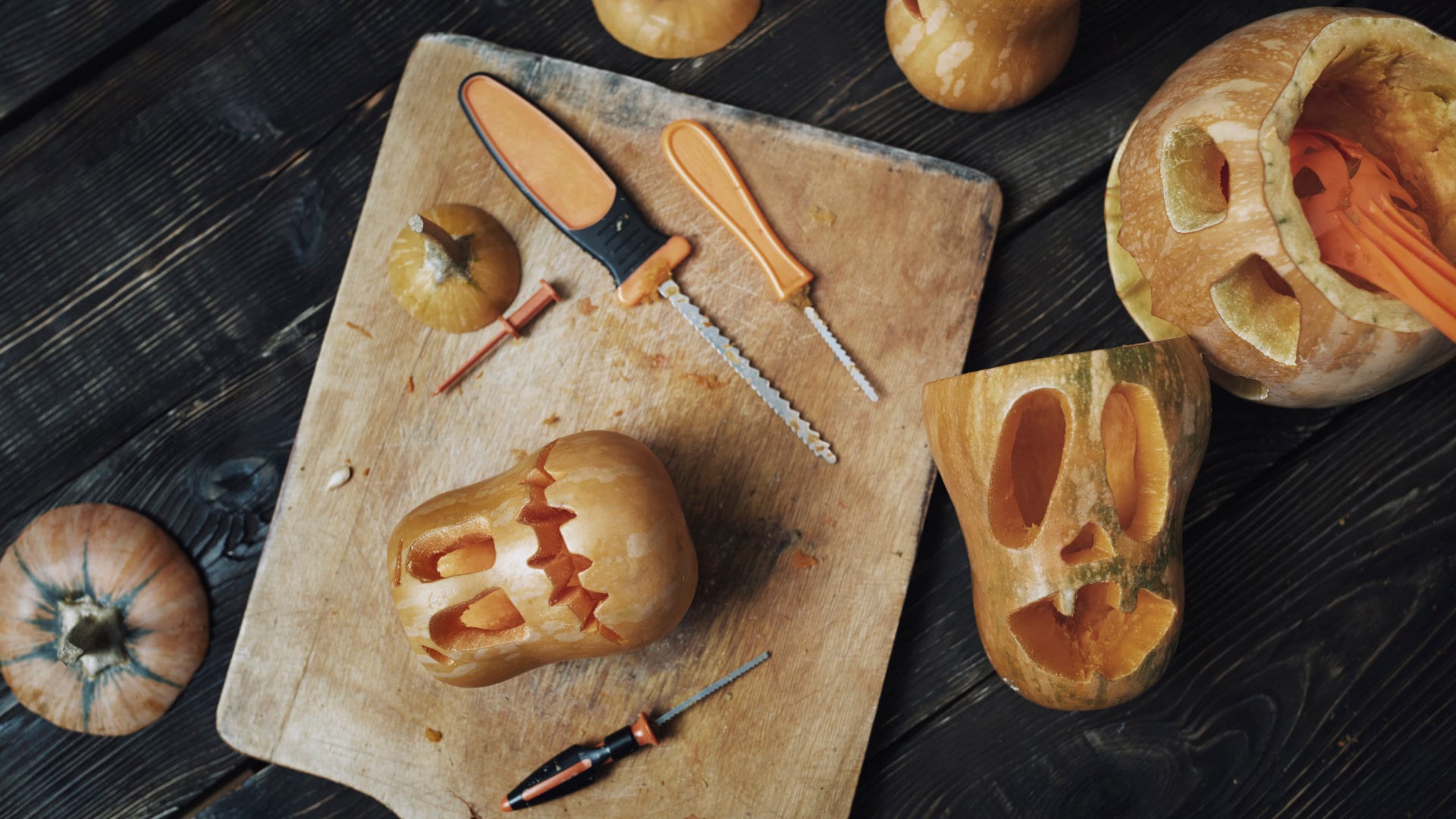 Werkzeug zum Kürbis schnitzen