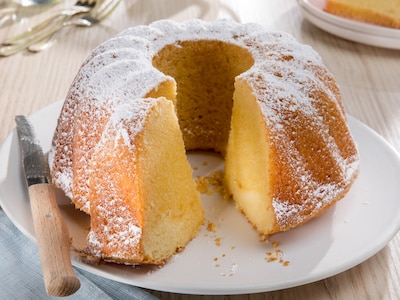Dieses Bild zeigt den fertigen Eierlikörkuchen.