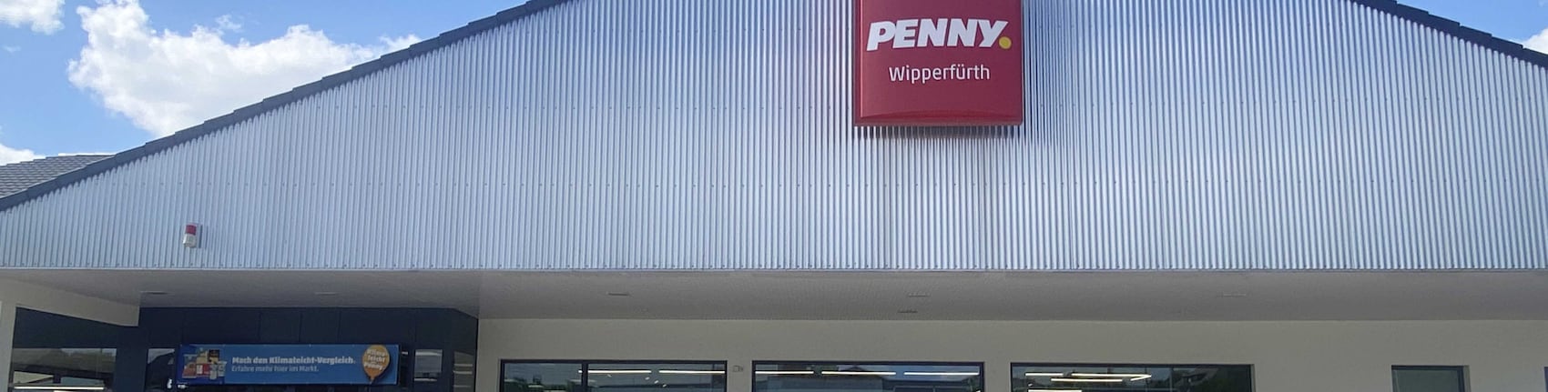 sie sehen den Eingang vom Penny Markt in Wipperfürth Bahnstr. 30