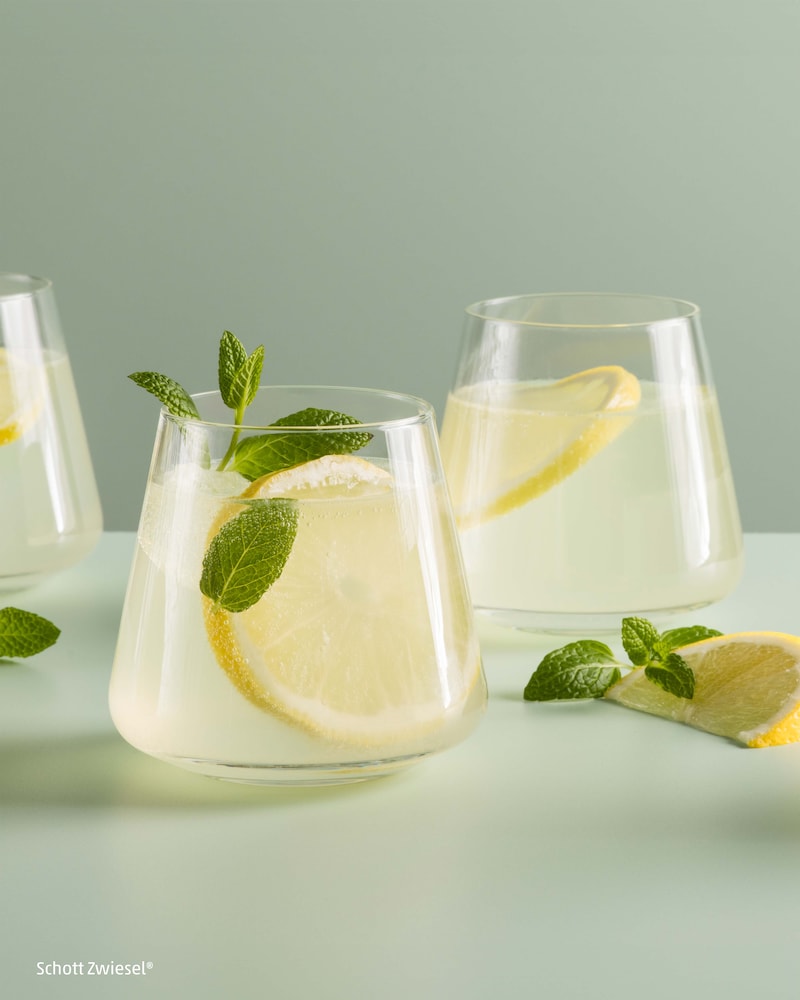 Dieses Bild zeigt die fertige Zitronenlimonade.
