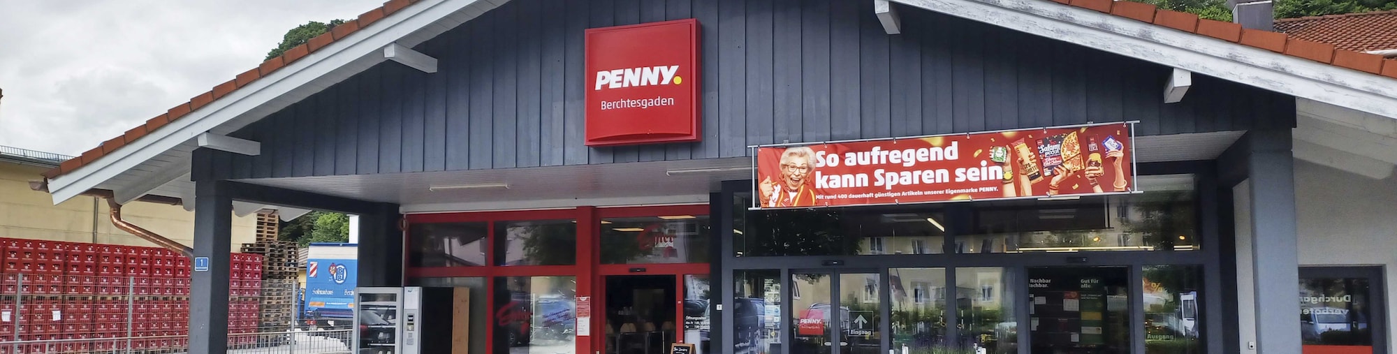 Sie sehen den Eingang vom Penny Markt in Berchtesgaden Koch-Sternfeld-Strasse 1