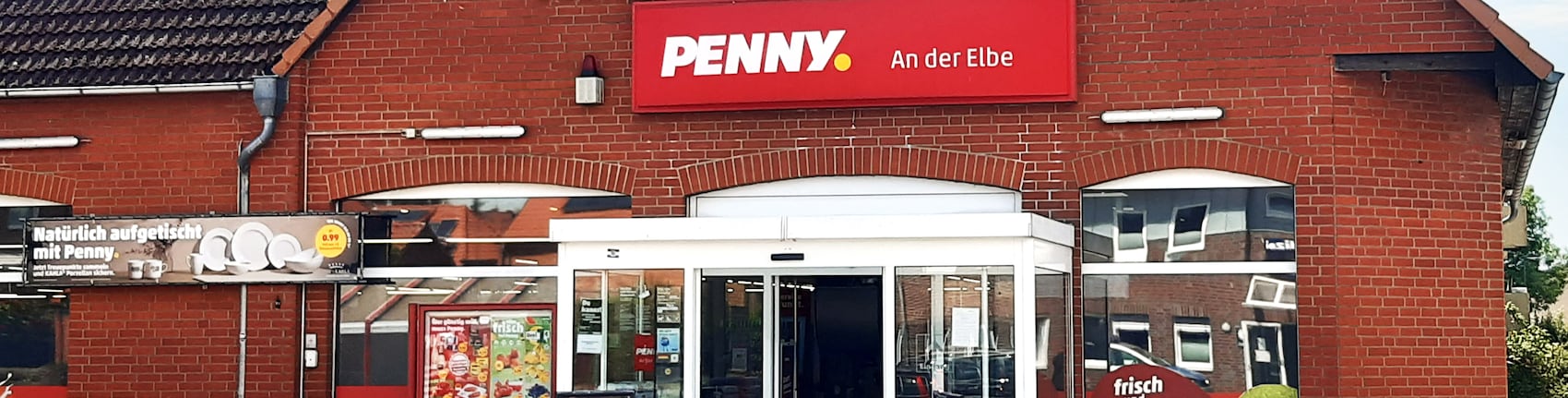 Sie sehen den Eingang vom Penny Markt in Bleckede, Bahnhofstr. 1