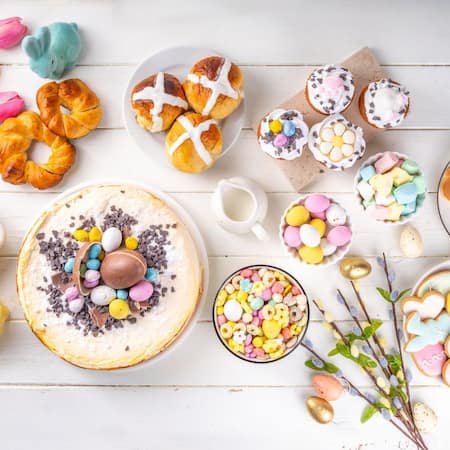 Ostern backen Page Teaser mit unterschiedlichem Gebäck
