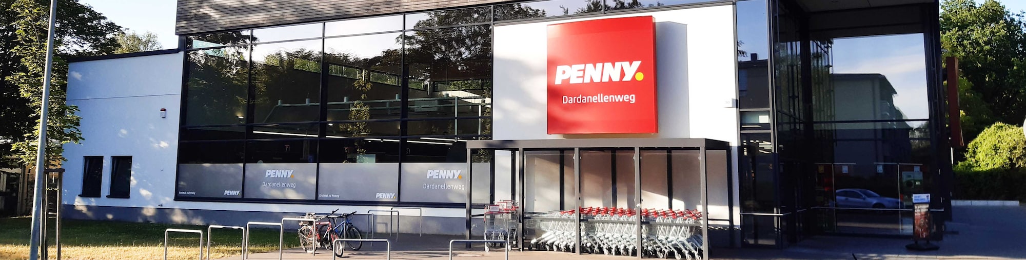 Sie sehen den Eingang vom Penny Markt in Berlin-Mariendorf Dardanellenweg 50