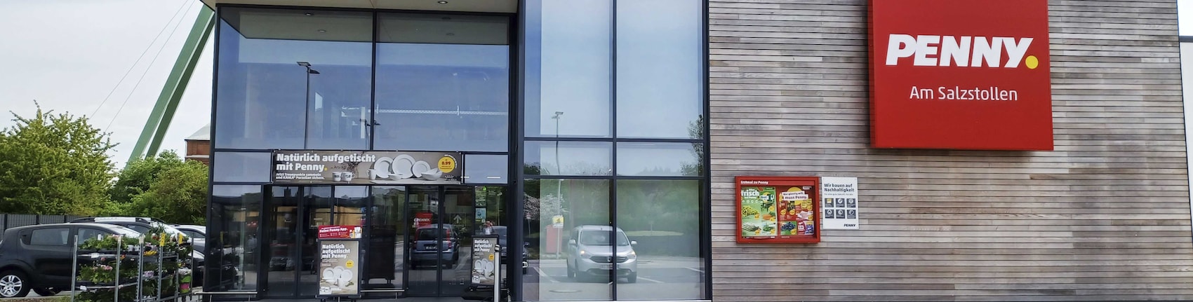 Sie sehen den Eingang vom Penny Markt in Grasleben, Helmstedter Straße 17a