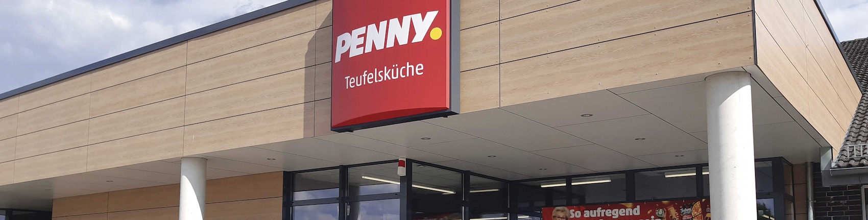 Sie sehen den Eingang vom Penny Markt in Lüneburg, Auf der Höhe 67