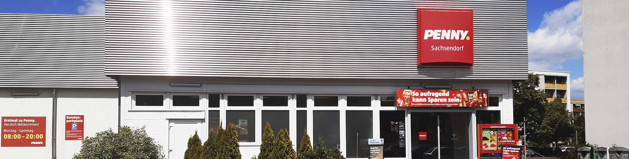 Sie sehen den Eingang vom Penny Markt in Cottbus Turower Str. 62