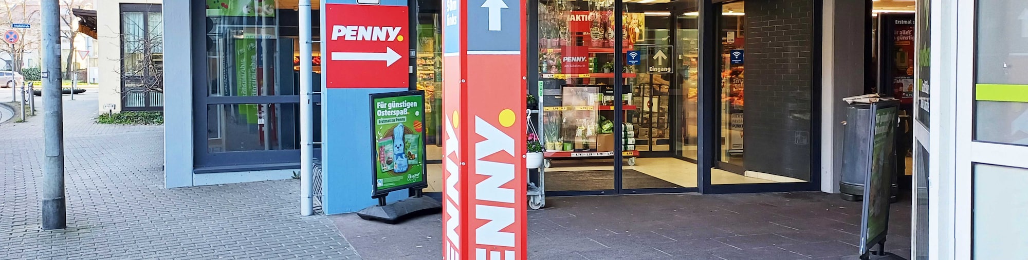 Sie sehen den Eingang vom Penny Markt in Bruchsal, Durlacher Str. 5, 7