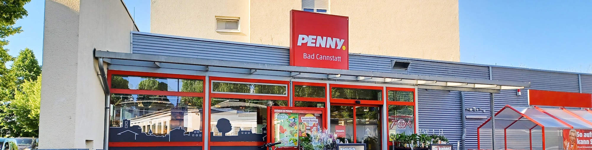 sie sehen den Eingang vom Penny Markt in Stuttgart/Bad Cannstatt Martha-Schmidtmann-Str. 7+9