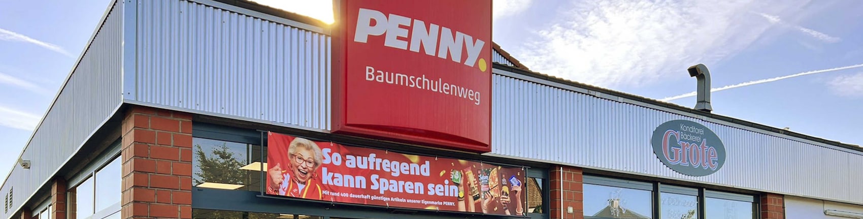 Sie sehen den Eingang vom Penny Markt in Dülmen, Baumschulenweg 6