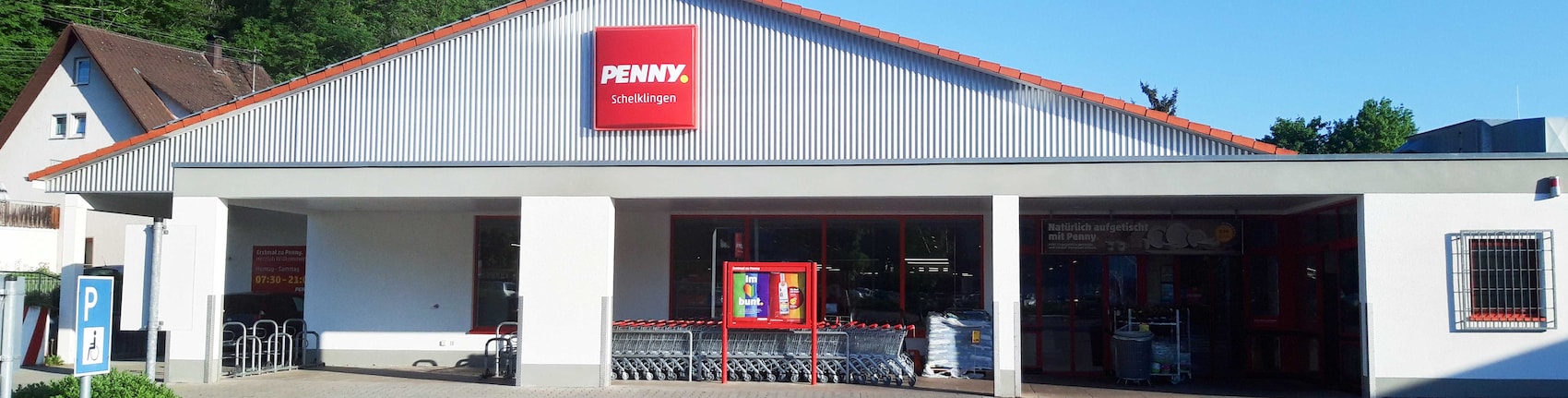 Sie sehen den Eingang vom Penny Markt in Schelklingen Am Manzenbuehl  4
