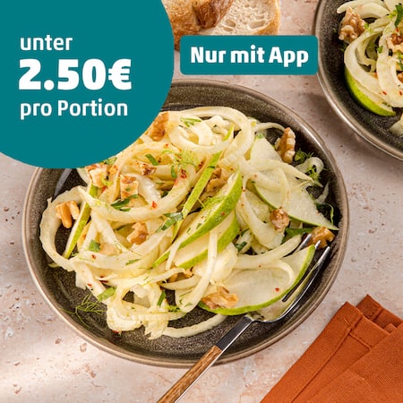 Dieses Bild zeigt wie der Salat angerichtet wird.