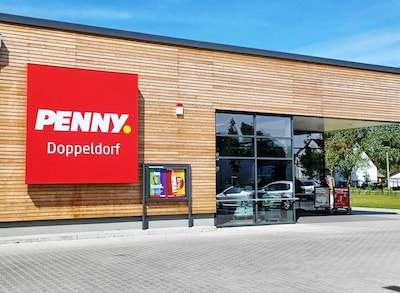 Sie sehen den Eingang vom Penny Markt in Petershagen/Eggersdorf Mierwerder Weg 100