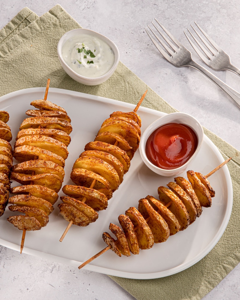 Dieses Bild zeigt die fertigen Kartoffelspiralen.