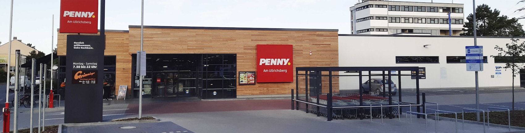 Sie sehen den Eingang vom Penny Markt in Mannheim, Am Ullrichsberg 15