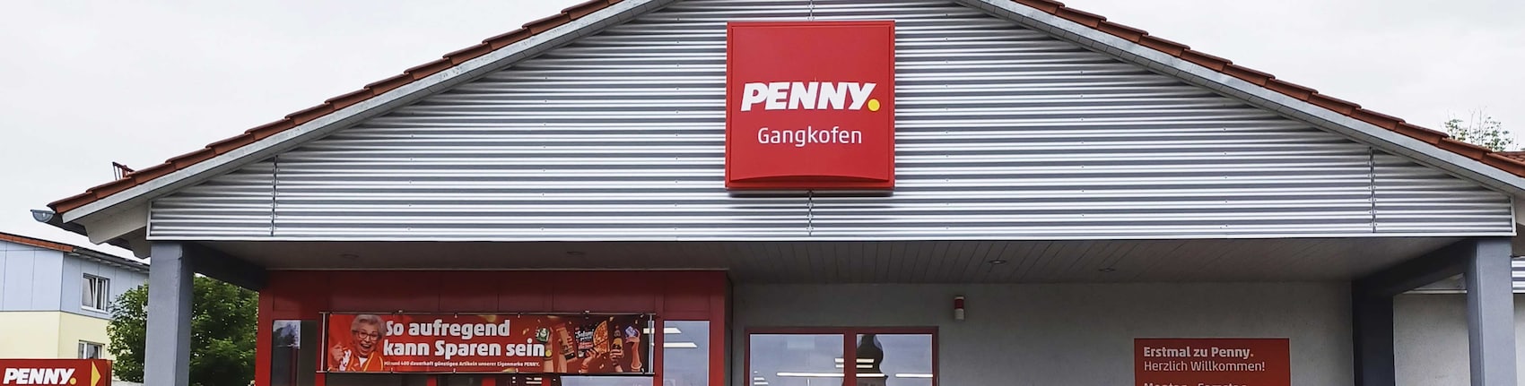 Sie sehen den Eingang vom Penny Markt in Gangkofen, Schmiedsoeder Weg 4