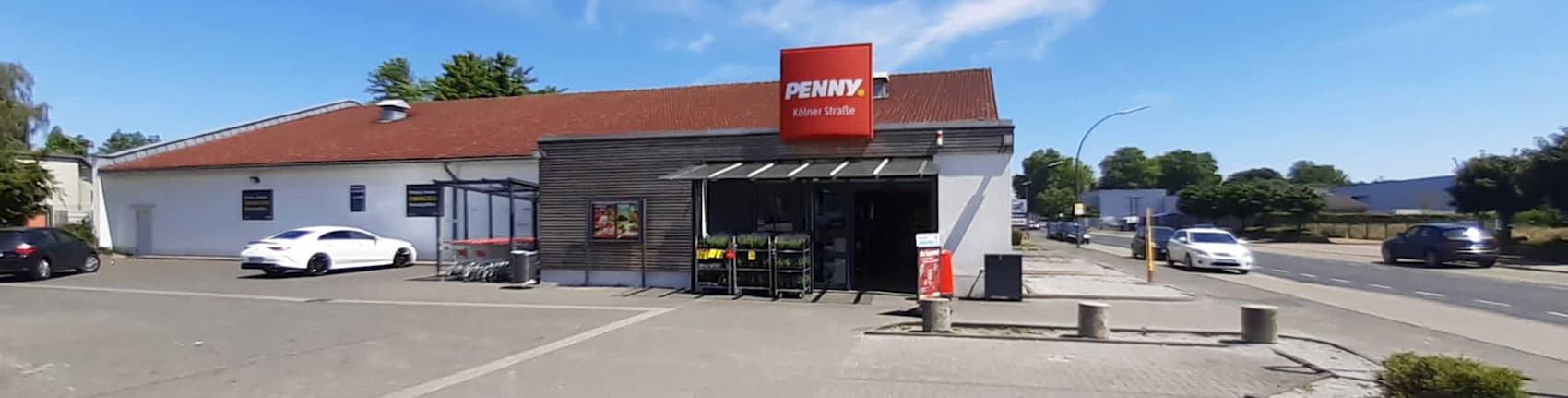 Sie sehen den Eingang vom Penny Markt in Recklinghausen – Süd, Koelner Str.12