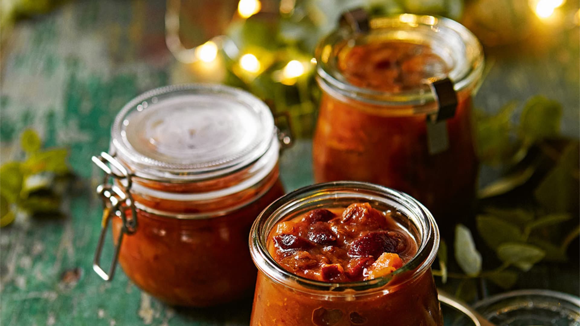 Birnen-Chutney im Glas