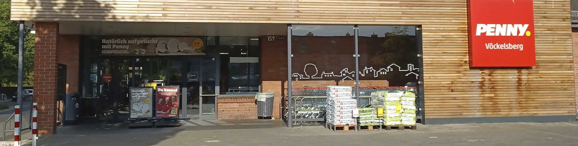 Sie sehen den Eingang vom Penny Markt in Eschweiler Dürener Str. 159