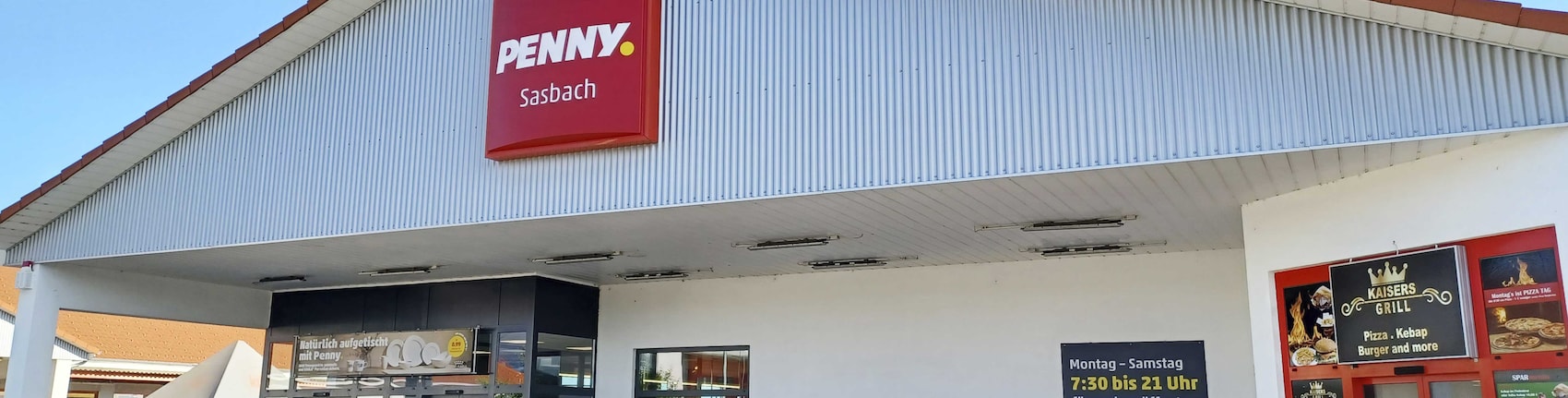Sie sehen den Eingang vom Penny Markt in Sasbach (Kaiserstuhl), Gewerbestr. 2