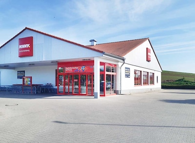 sie sehen den Eingang vom Penny Markt in Grossbottwar Sonnenbergstr. 31