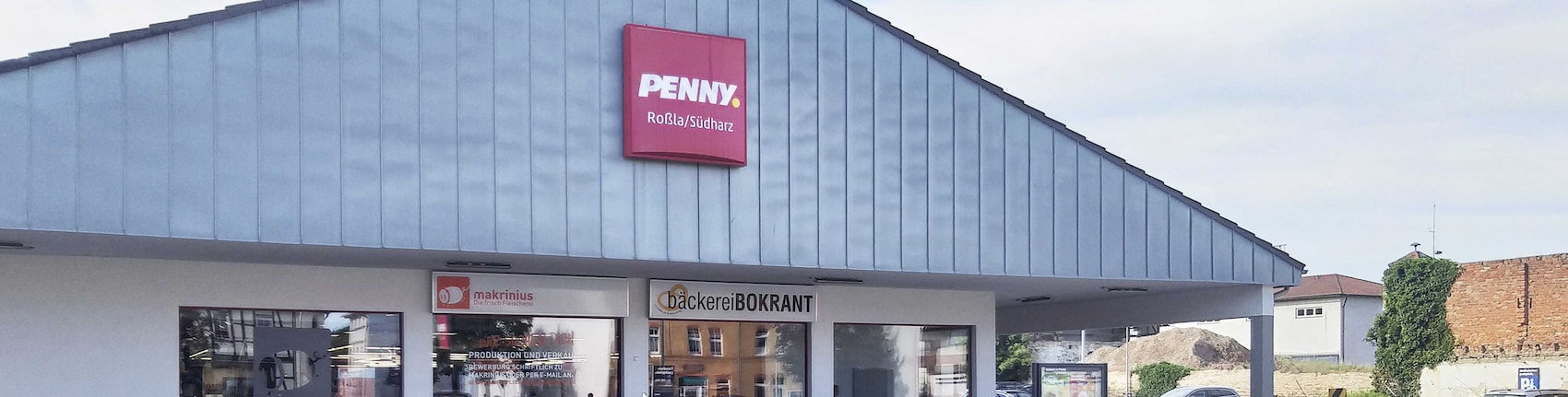 Sie sehen den Eingang vom Penny Markt in Suedharz/Rossla Hallesche Str.30