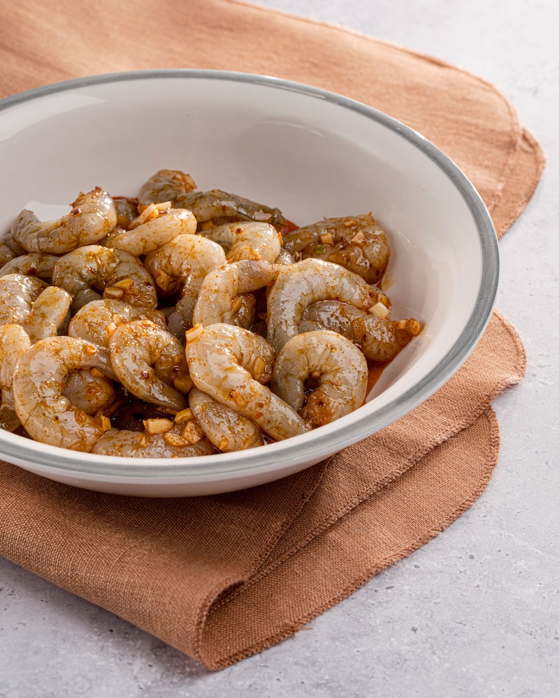 Dieses Bild zeigt, die teils eingewickelten Datteln.