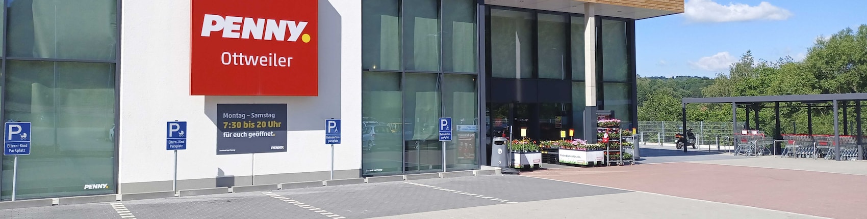 Sie sehen den Eingang vom Penny Markt in Ottweiler, Leonardo-da-Vinci-Str. 2