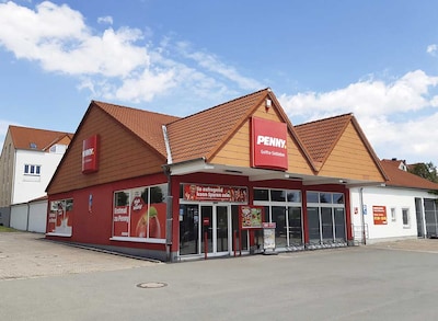 Sie sehen den Eingang vom Penny Markt in Gotha/Siebleben, Clara-Zetkin-Str. 87