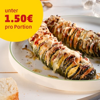 Auf diesem Bild siehst du unsere Fächer-Zucchini.