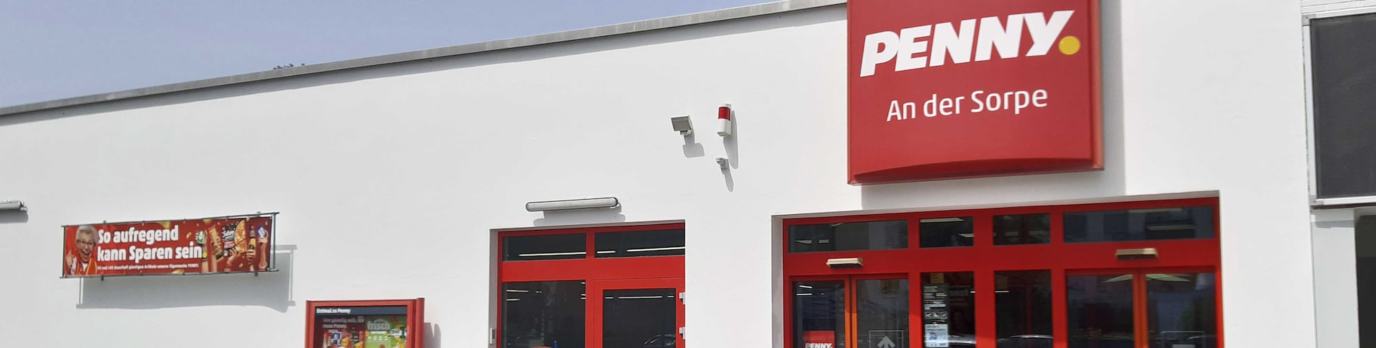 Sie sehen den Eingang vom Penny Markt in Sundern, Hauptstr. 177