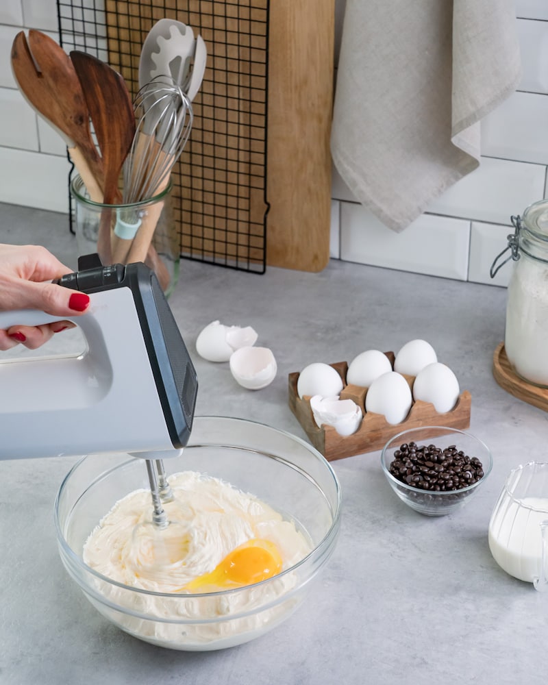 Diese Bild zeigt wie der Teig herstellt wird.