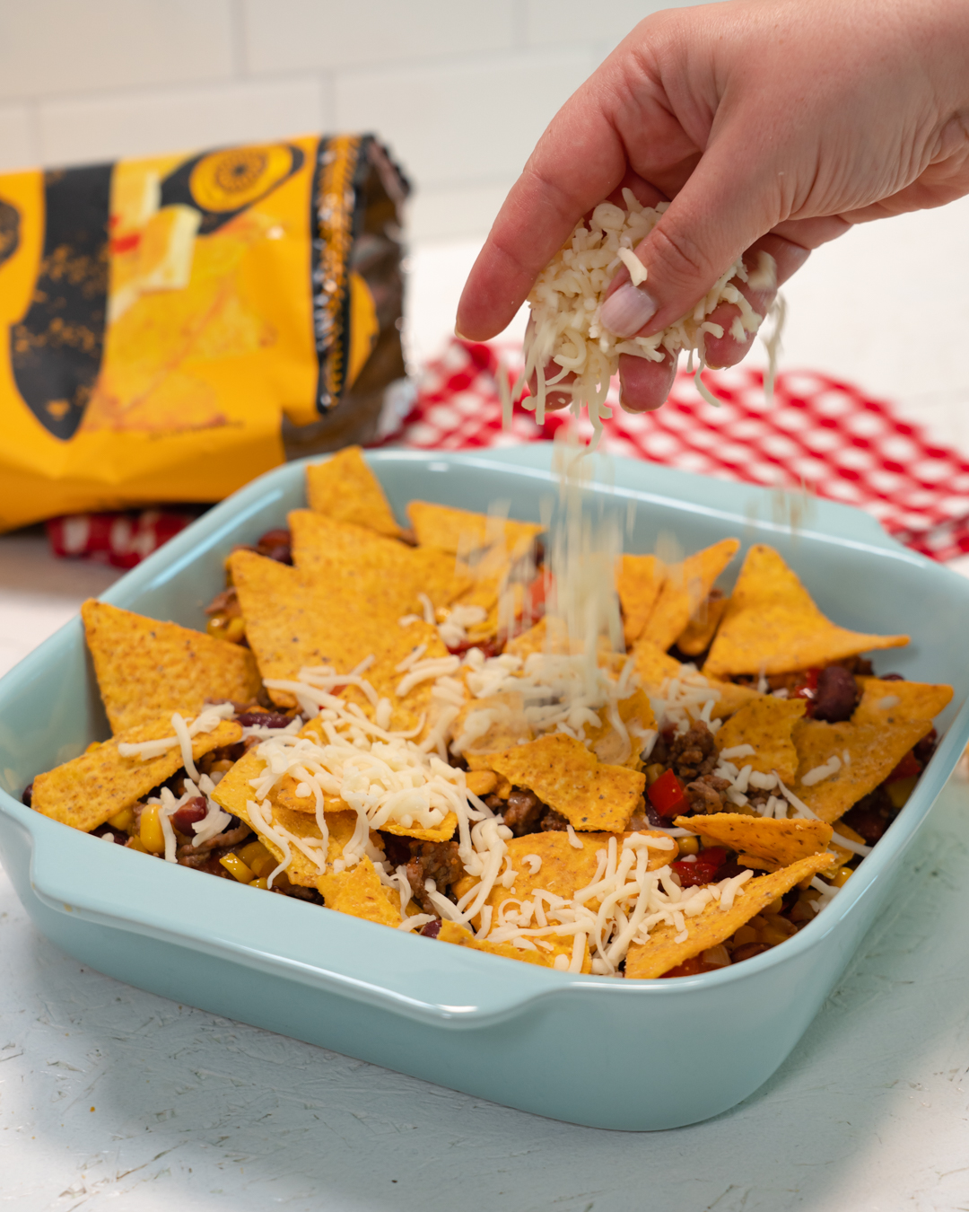 Nacho-Auflauf – mexikanischer Tortilla Chips Auflauf mit Hackfleisch ... Nacho-Auflauf – mexikanischer Tortilla Chips Auflauf mit Hackfleisch ...