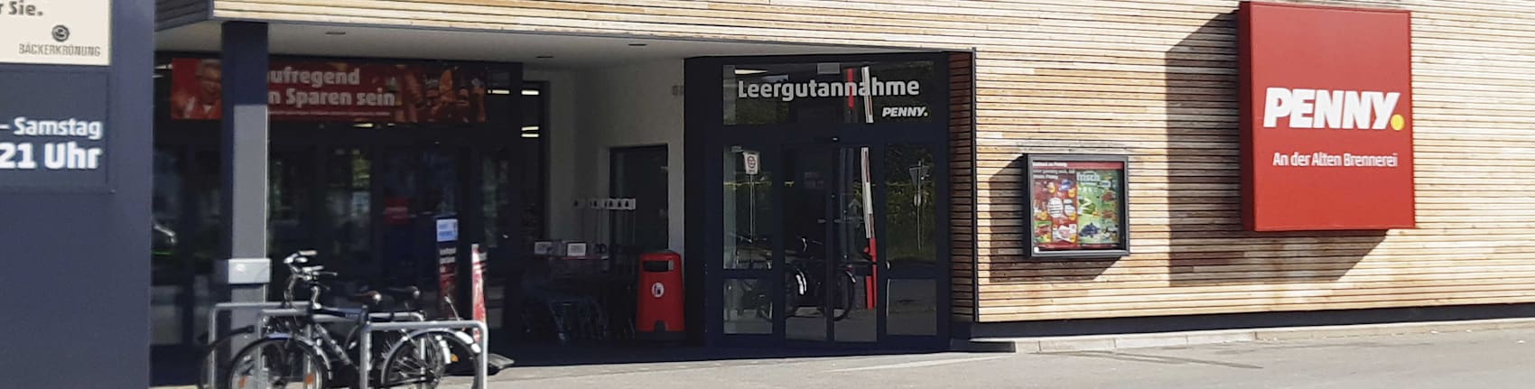 Sie sehen den Eingang vom Penny Markt in Lippstadt, Wiedenbrücker Str. 50
