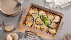 Dieses Bild zeigt den fertigen Auberginenauflauf.