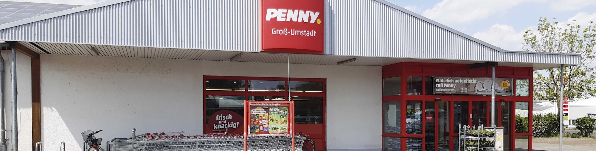 Sie sehen den Eingang vom Penny Markt in Gross-Umstadt, Georg-August-Zinn-Str. 98