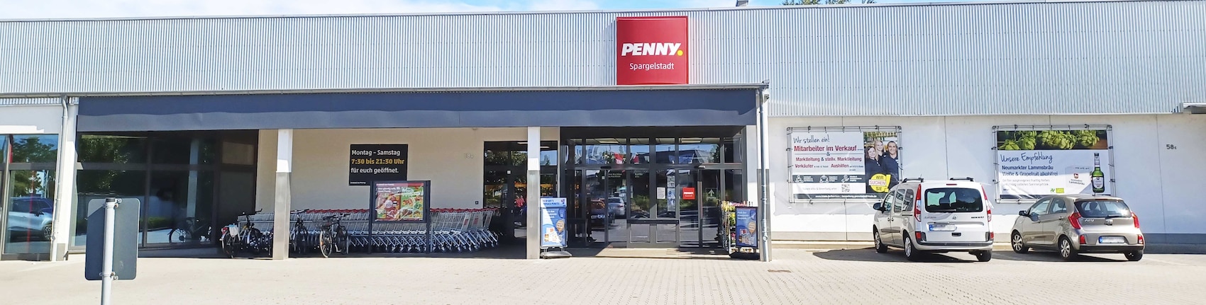 Sie sehen den Eingang vom Penny Markt in Lampertheim, Neuschlossstr. 58