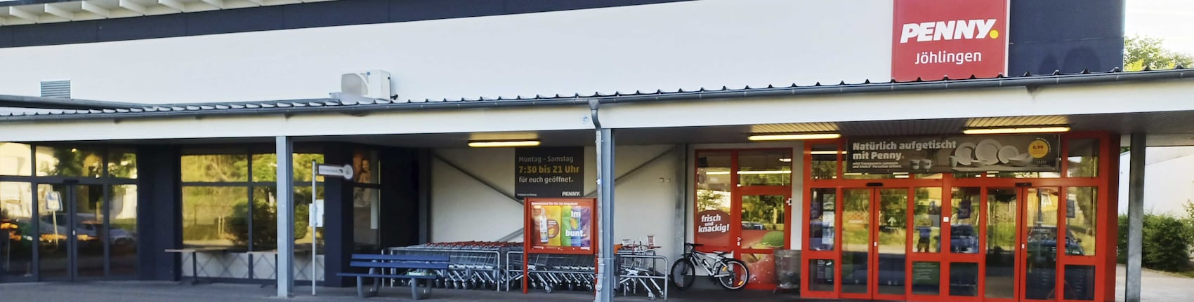 Sie sehen den Eingang vom Penny Markt in Walzbachtal, Joehlinger Str. 162