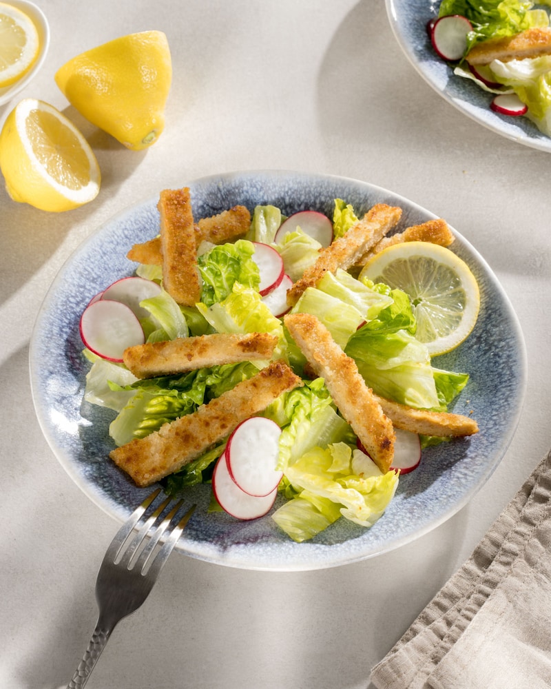 Dieses Bild zeigt, den fertigen Schnitzelsalat.