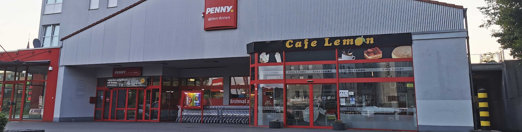 Sie sehen den Eingang vom Penny Markt in Witten - Annen, Herdeckerstr./Annenstr. 170