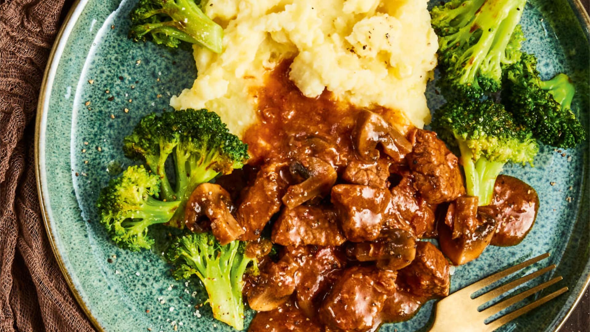 Schmorgulasch mit Pilzen