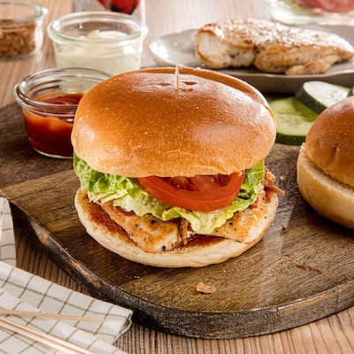 Dieses Bild zeigt den fertigen Chicken Burger.