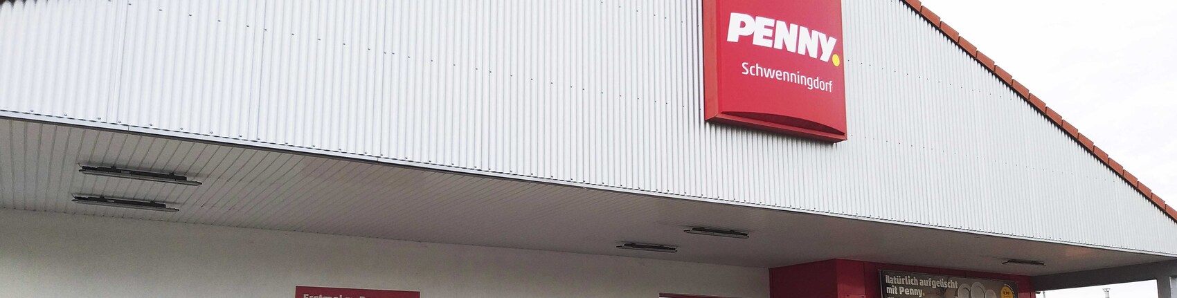 Sie sehen den Eingang vom Penny Markt in Roedinghausen/Schwenningdorf, Buender Str. 83