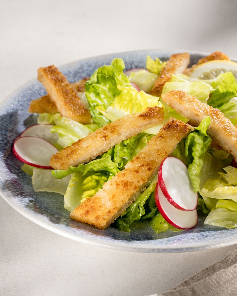 Dieses Bild zeigt, den fertigen Schnitzelsalat.
