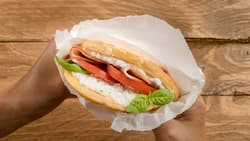 Auf diesem Bild siehst du unser fluffiges Cloud Bread.