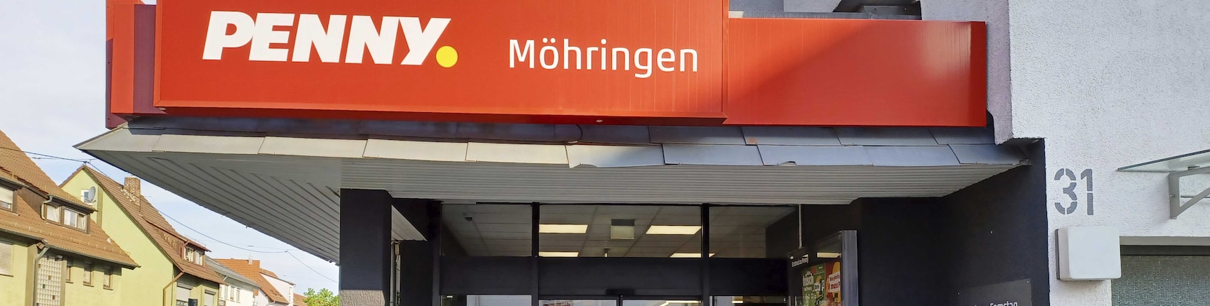 Sie sehen den Eingang vom Penny Markt in Stuttgart, Kleinknechtstraße 33