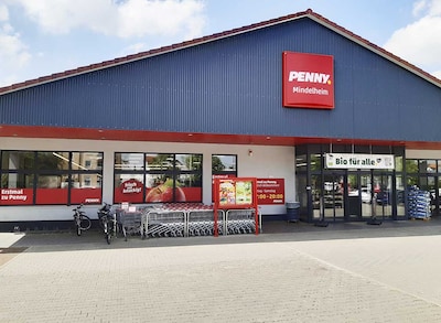 Sie sehen den Eingang vom Penny Markt in Mindelheim, Berliner Str. 1