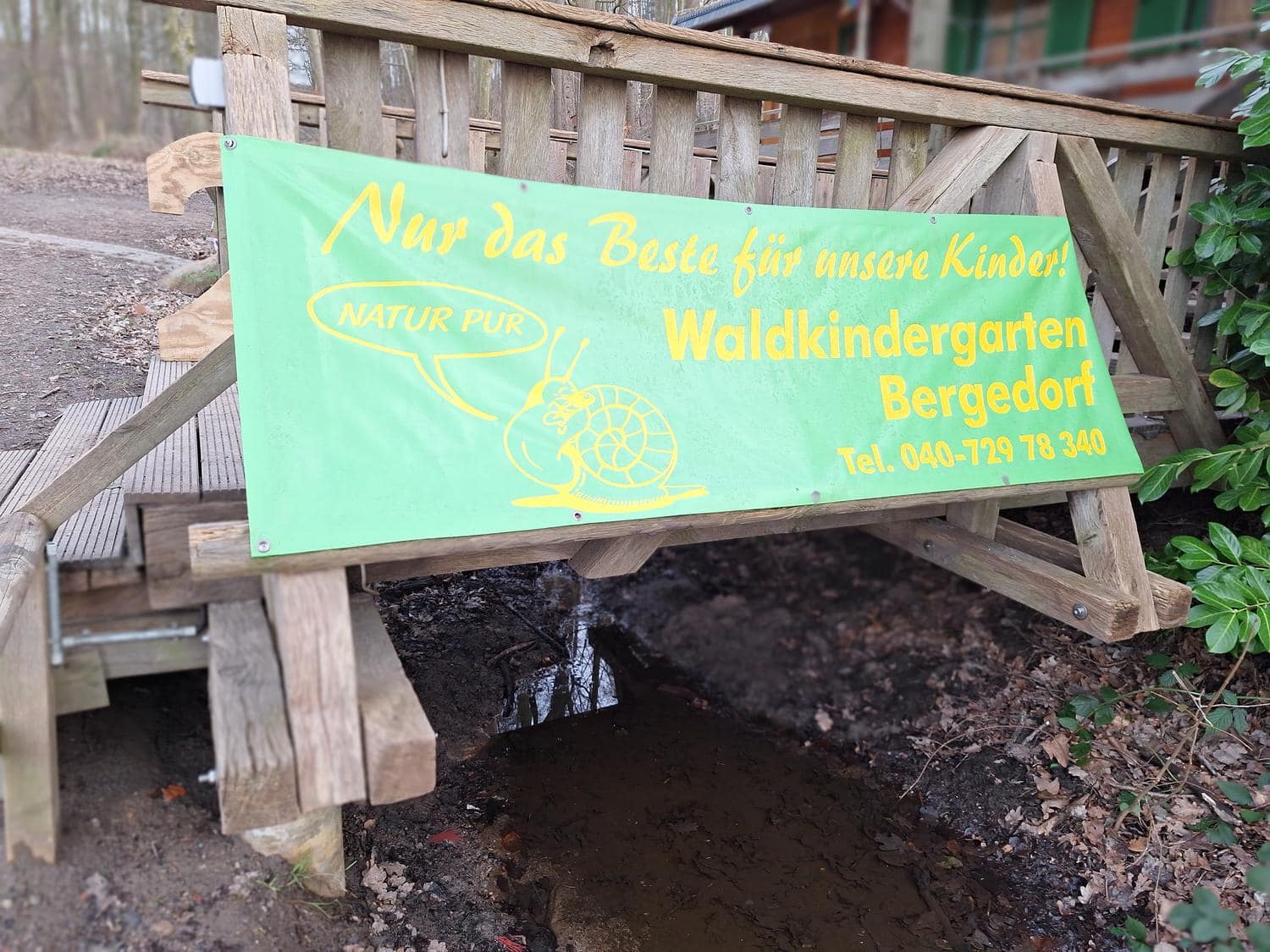 Spannbanner der Waldkita am Eingang