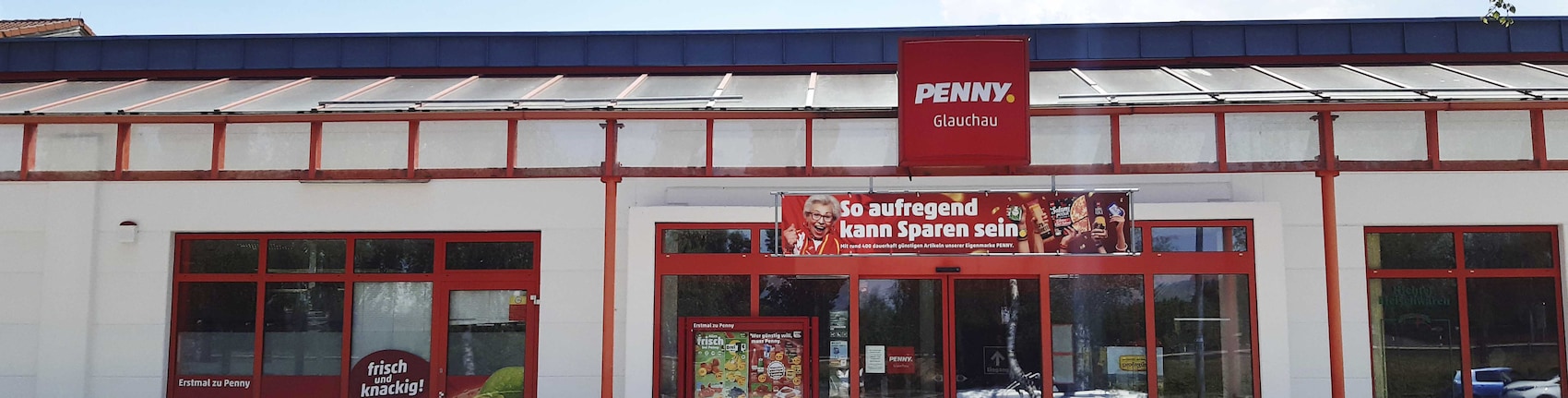 Sie sehen den Eingang vom Penny Markt in Glauchau Lampertstr. 5